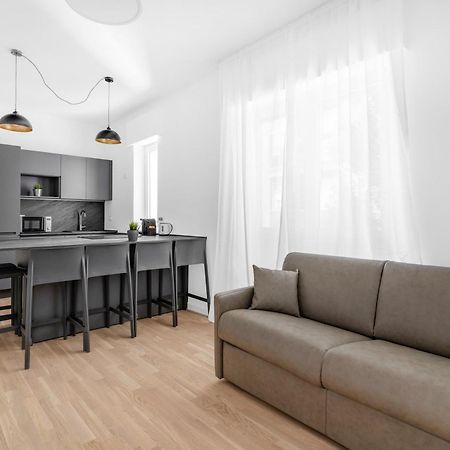 Mi Casa - Appartamento In Ponte Nuovo Milaan Buitenkant foto
