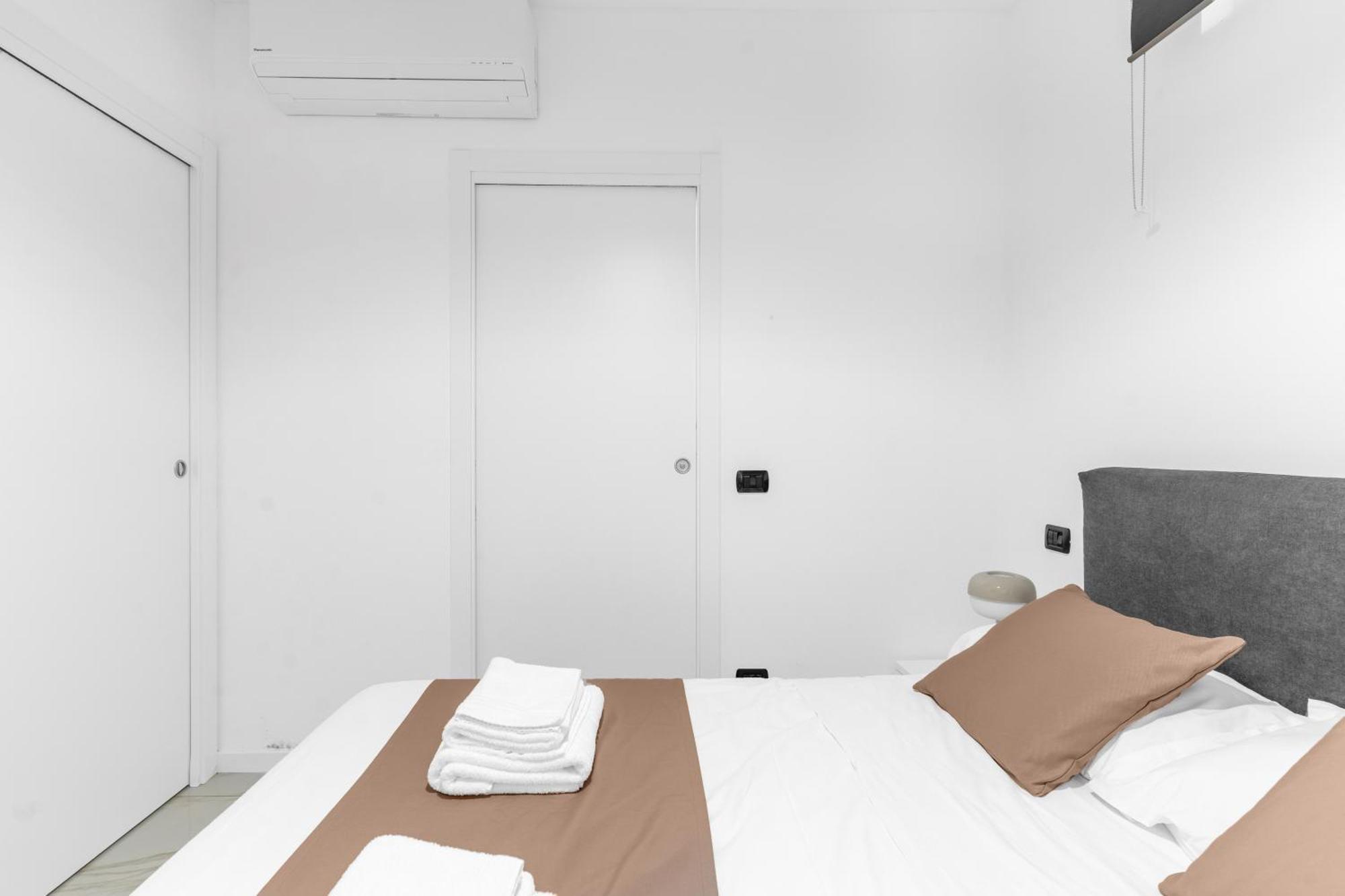 Mi Casa - Appartamento In Ponte Nuovo Milaan Buitenkant foto